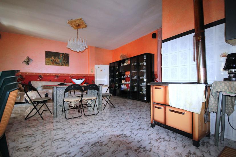 Trilocale in Via Gaetano Donizetti 5, Succivo — foto 4 di 5