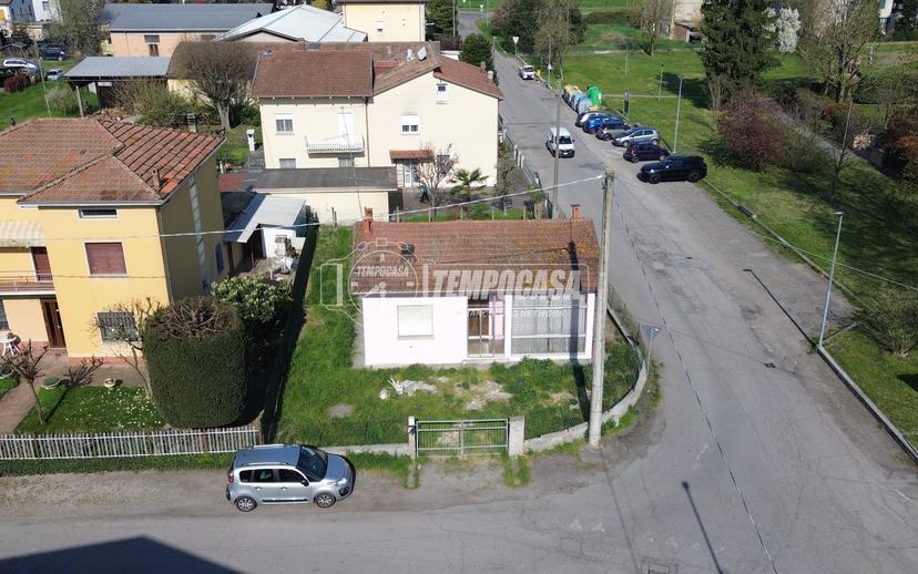 Trilocale in Via San Bernardino, Campagnola Emilia — foto 3 di 5