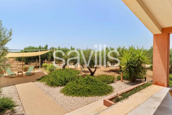 Villa, Menfi