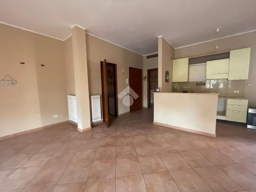 Trilocale in Via Orsa Maggiore, Terni