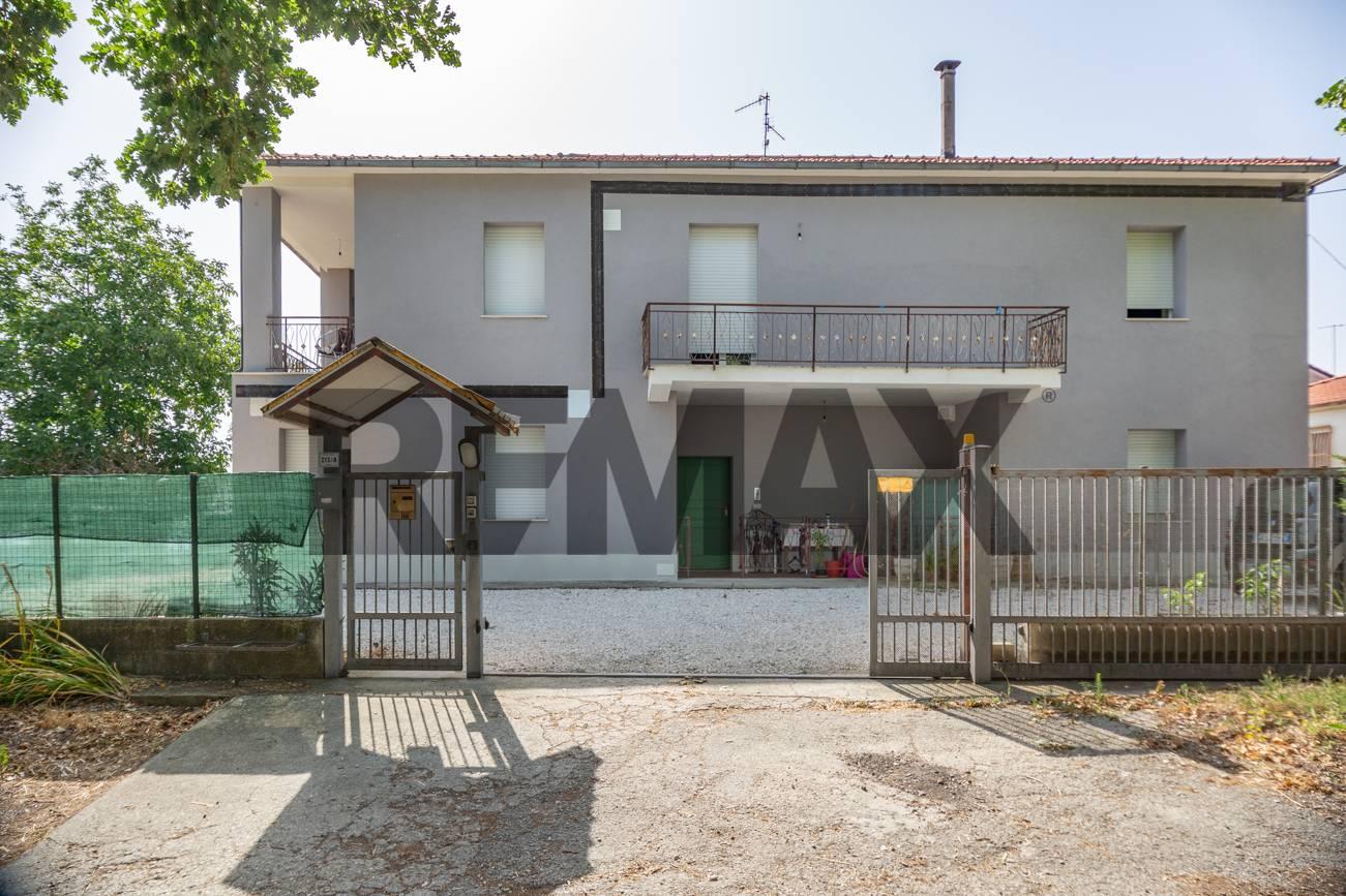 Casa indipendente in Contrada Costa dell\'Olmo 9, Pianella