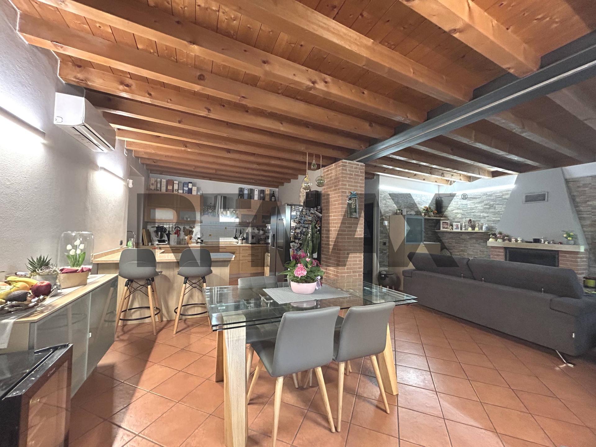 Casa indipendente in Via Malcanton 45, Lazise