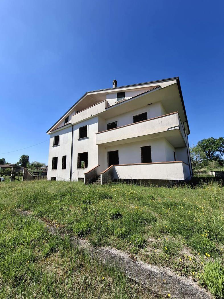 Rustico in Via Croce Valledonna Snc, Isola del Liri — foto 2 di 5