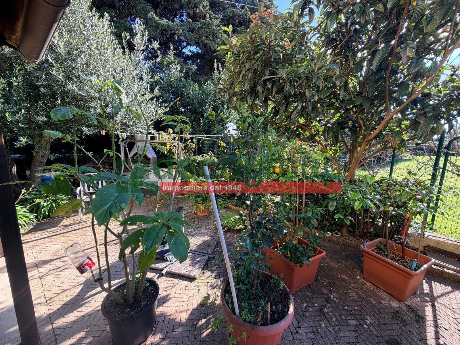 Casa indipendente in Via di Montenero 36, Livorno