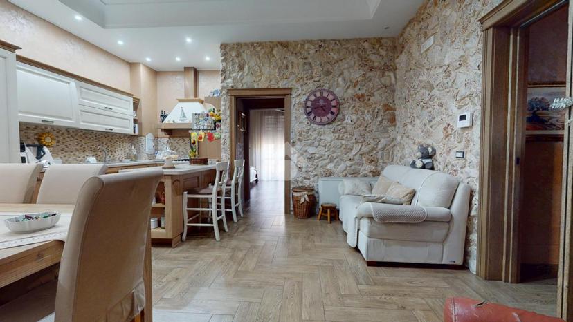 Casa indipendente in Via Santa Cesarea, Francavilla Fontana — foto 2 di 5