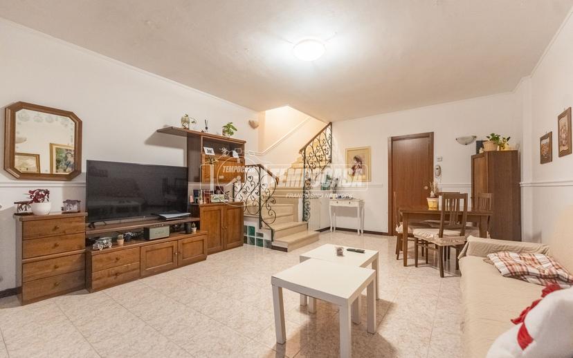 Villa a schiera in Via Leonardo da Vinci 6, Settimo Milanese