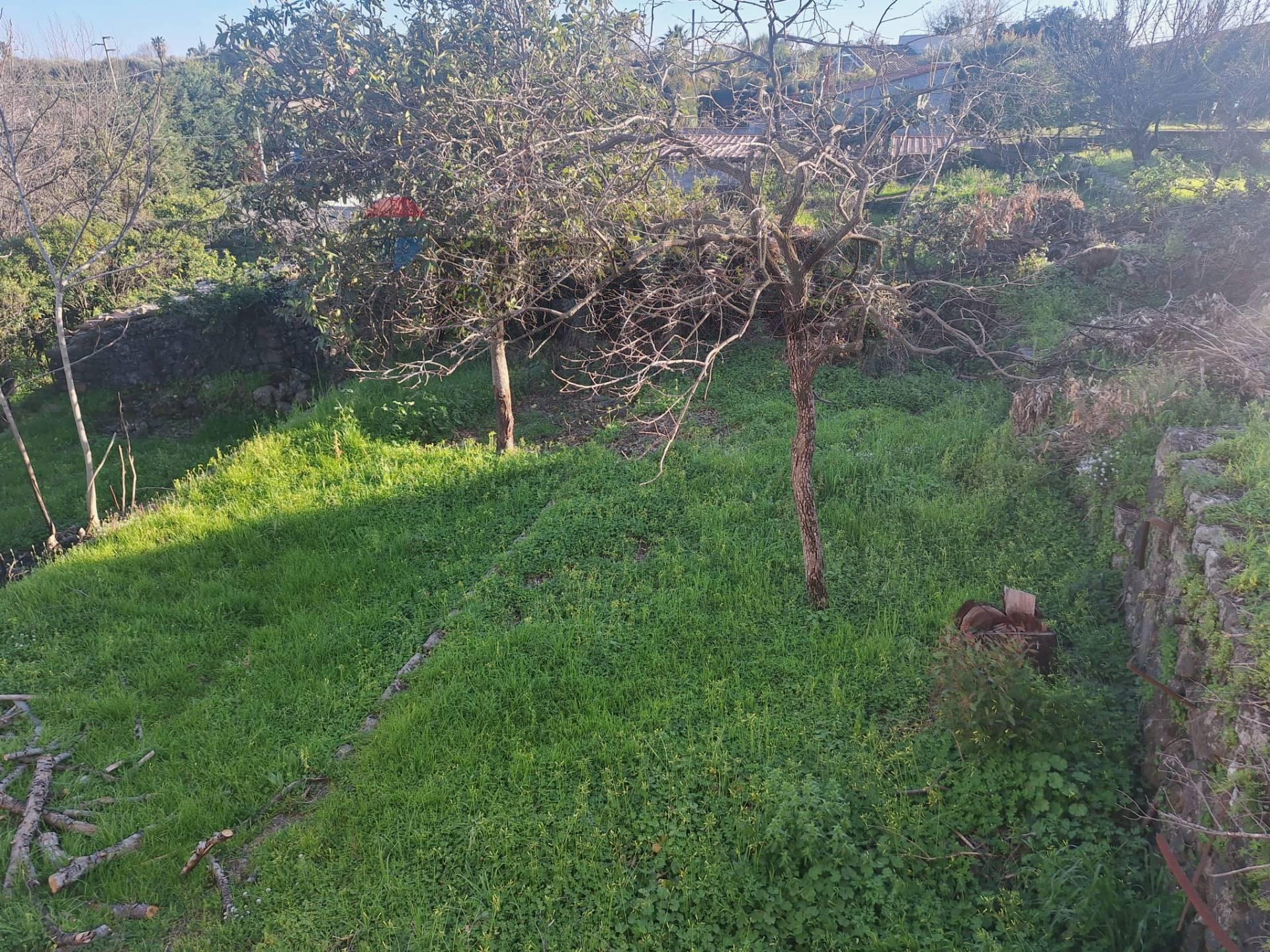 Villa in Via Vecchiuzzi 6, Aci Bonaccorsi