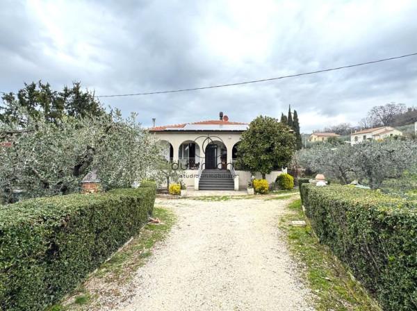 Villa in Strada Provinciale di Trevi, Trevi — foto 4 di 5