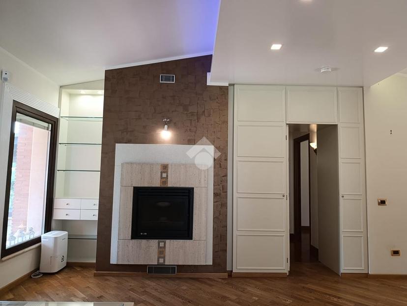 Villa in Viale Ascanio 36, Pomezia — foto 5 di 5