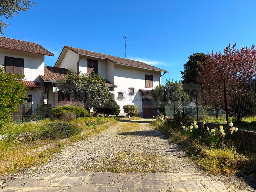 Villa in Via Fausto Coppi N° 27, Gropello Cairoli — foto 4 di 5