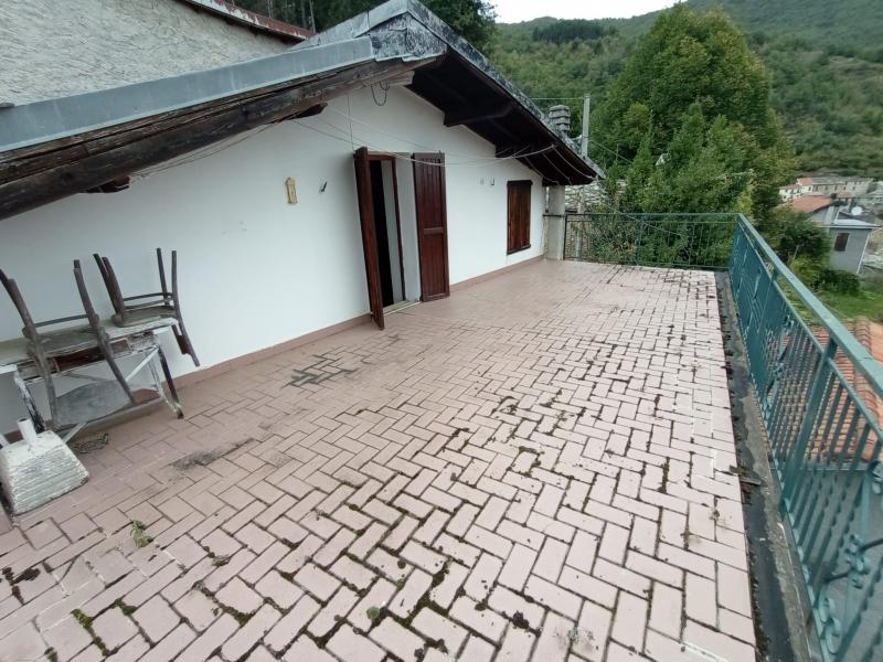 Casa indipendente in Via Cavour 93, Rezzo — foto 4 di 5