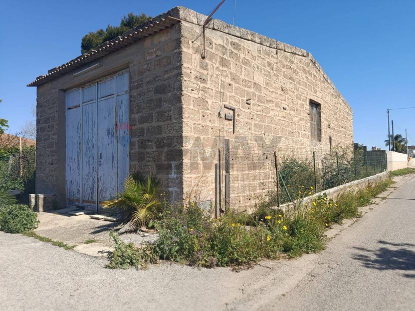Rustico in Via Saragat, Comiso — foto 5 di 5
