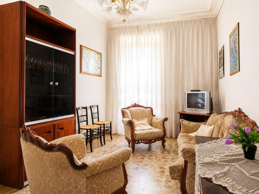 Casa indipendente in Via Guglielmo Marconi, Santa Lucia del Mela
