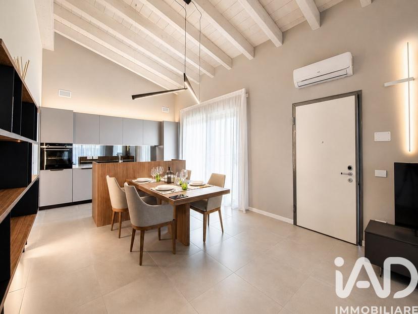 Villa in Via Pausubio di Palazzolo 10, Sona — foto 4 di 5
