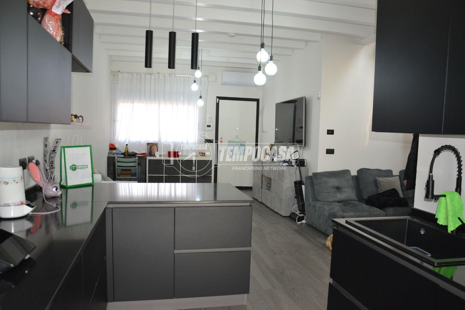 Villa a schiera in Via Zivieri, Castelnuovo Rangone