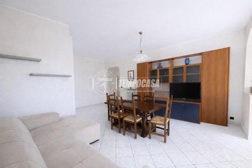 Appartamento in Via Luigi Einaudi, Forno Canavese — foto 3 di 5