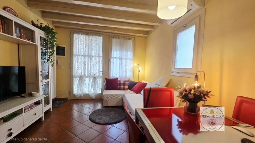 Villa a schiera in Via Pilastro, Este — foto 3 di 5