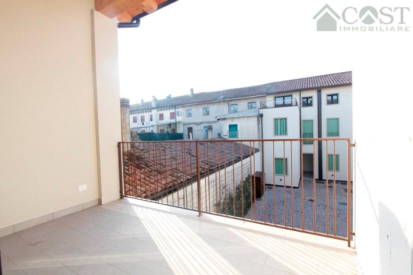 Trilocale in Piazza Monza, Dueville — foto 3 di 5
