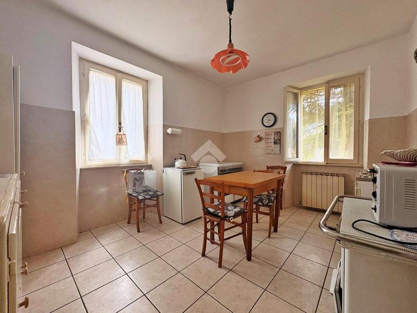 Casa indipendente in Via Flaminia, Gualdo Tadino — foto 5 di 5
