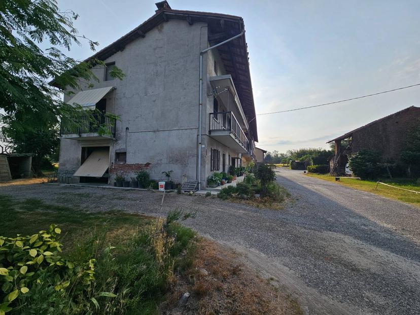 Rustico in Via Gaggiolo, Oleggio — foto 4 di 5