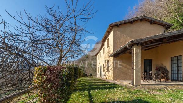Casale in Strada Sermugnano, Castiglione in Teverina