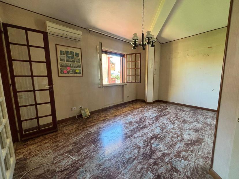 Villa in Via Buzzati, Cagliari — foto 5 di 5