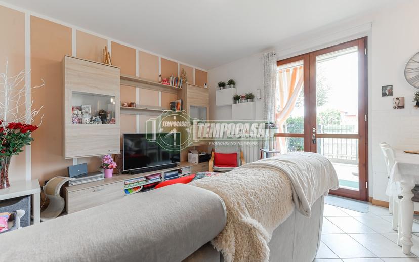 Trilocale, Comun Nuovo — foto 3 di 5