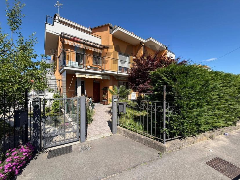 Trilocale in Via del Dovese 21, Arcisate — foto 4 di 5