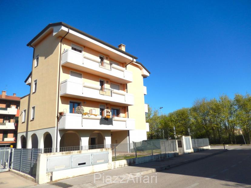 Quadrilocale in Via Giuseppe Parini, Piove di Sacco — foto 2 di 5