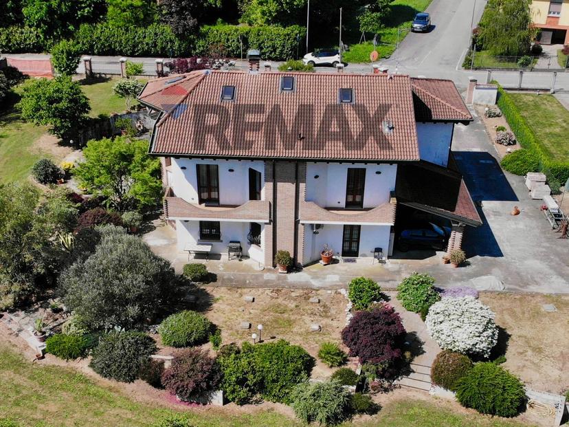 Villa in Via XXV Aprile 45, Paderno Ponchielli — foto 2 di 5