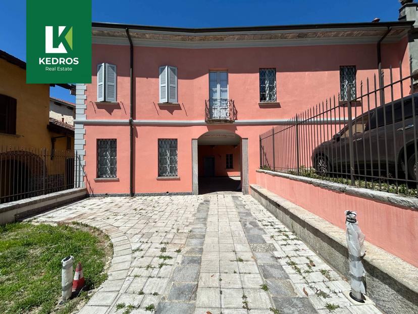 Casa indipendente in Piazza Garibaldi 7, Besozzo — foto 3 di 5