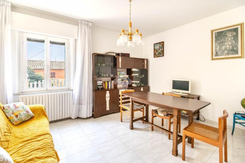 Casa indipendente in Strada Comunale Montesecco 29, Fermo