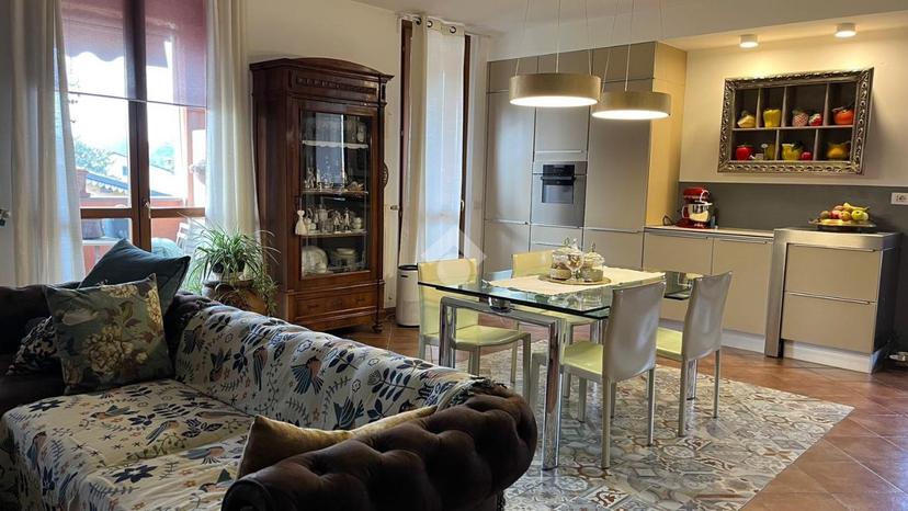 Quadrilocale in Via Carso 22, Cazzago San Martino