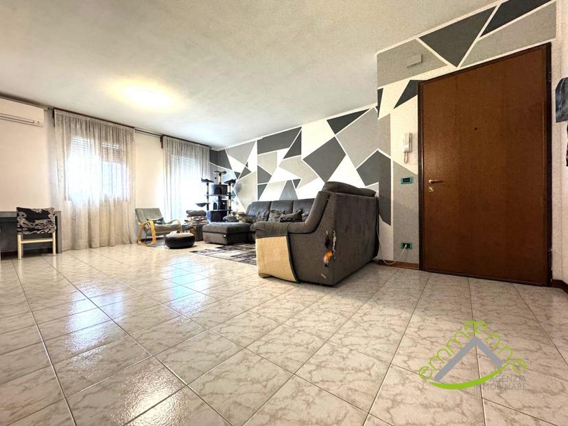 Appartamento in Via Martiri Giuliani E Dalmati, Fossò — foto 2 di 5