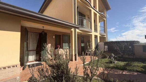 Villa a schiera in Via Cristoforo Colombo, Cadelbosco di Sopra — foto 4 di 5