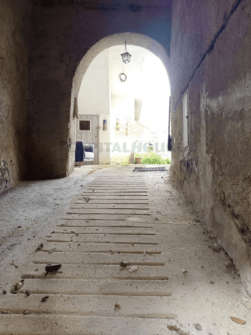 Casa indipendente in Via San Giuseppe di Sommana, Caserta — foto 4 di 5