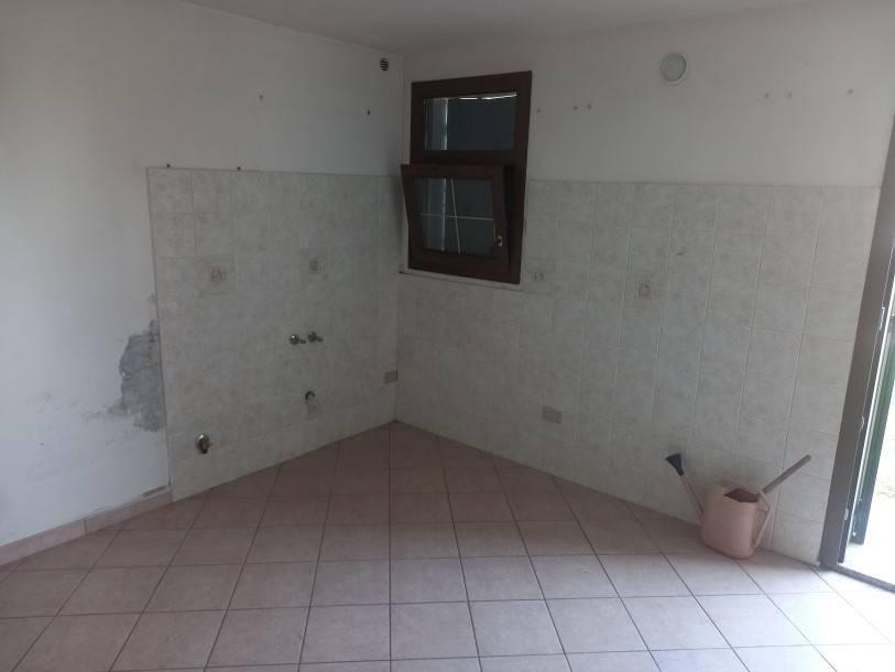 Quadrilocale in Via Madonnina 17, Riva del Po — foto 4 di 5