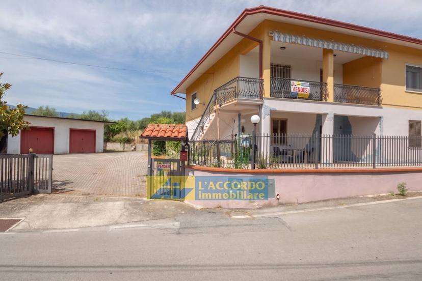 Casa indipendente in Colle San Donato 41, Fara Filiorum Petri — foto 2 di 5
