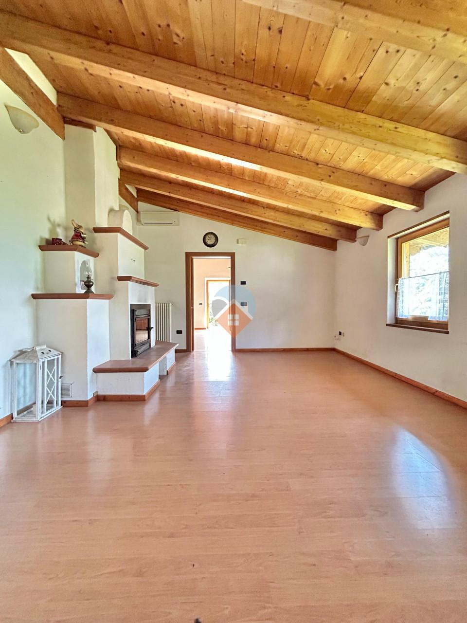 Casa indipendente, Ala