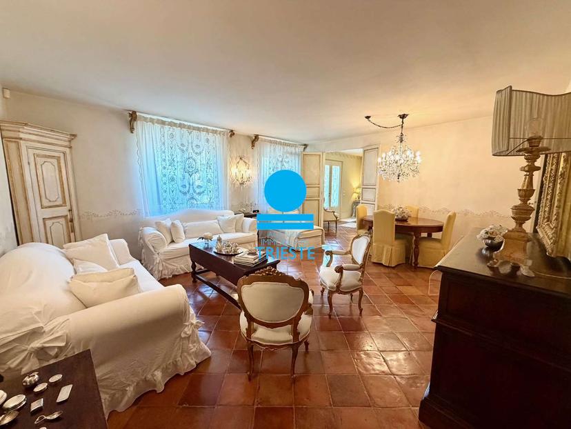 Villa a schiera, Pesaro