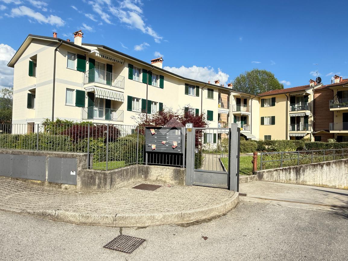 Trilocale in Via S. Margherita 57, Brivio