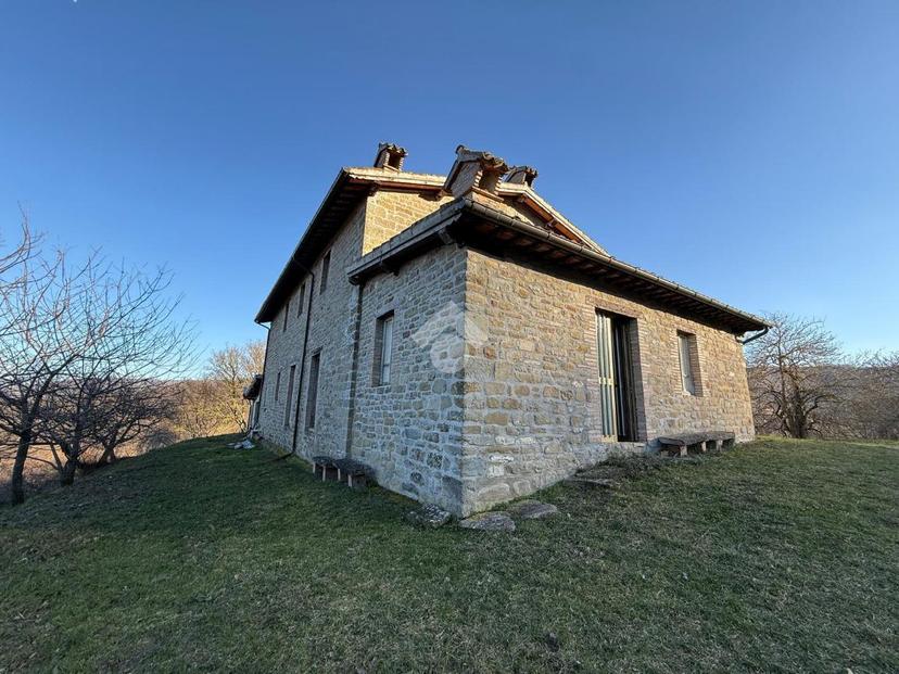 Casa indipendente in Santa Margherita di Burano, Gubbio — foto 5 di 5
