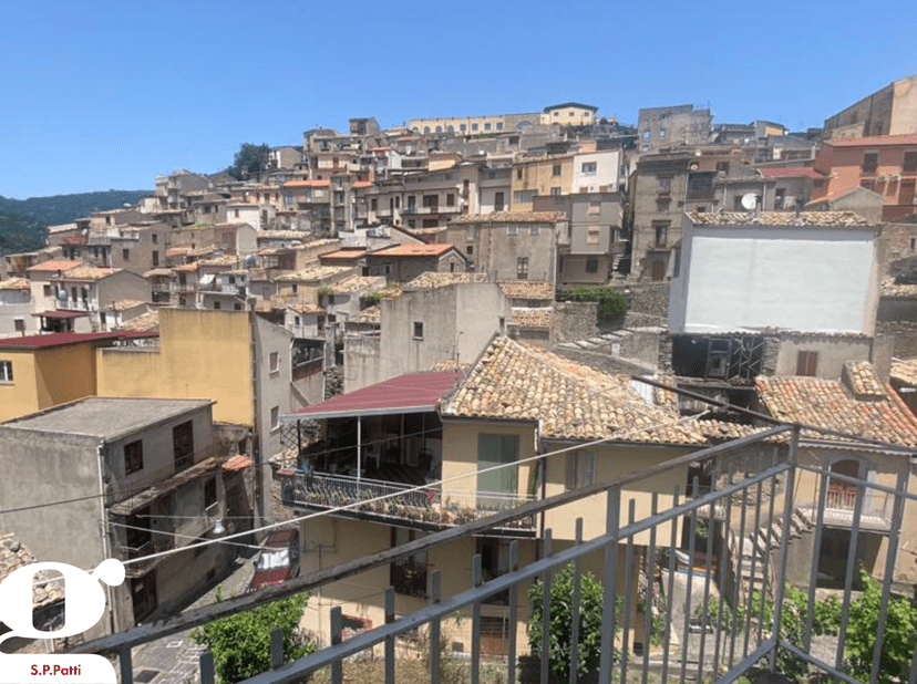 Casa indipendente in Via Paolo Sarpi, San Piero Patti — foto 4 di 5
