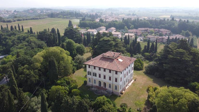 Villa in Via Tende, Lazise — foto 2 di 5