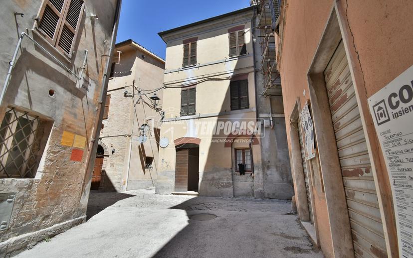 Casa indipendente, Tolentino — foto 3 di 5