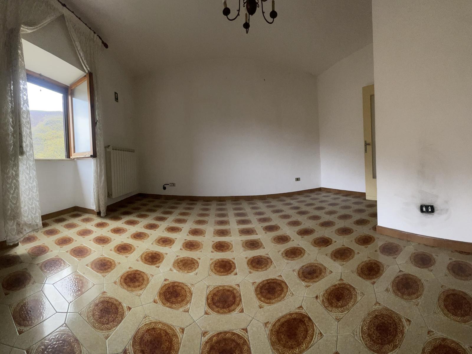 Casa indipendente in Via Capo La Terra, Carsoli