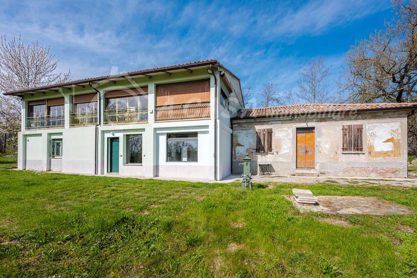Villa unifamiliare in Strada Cagnotti Villa 103, Medesano — foto 5 di 5
