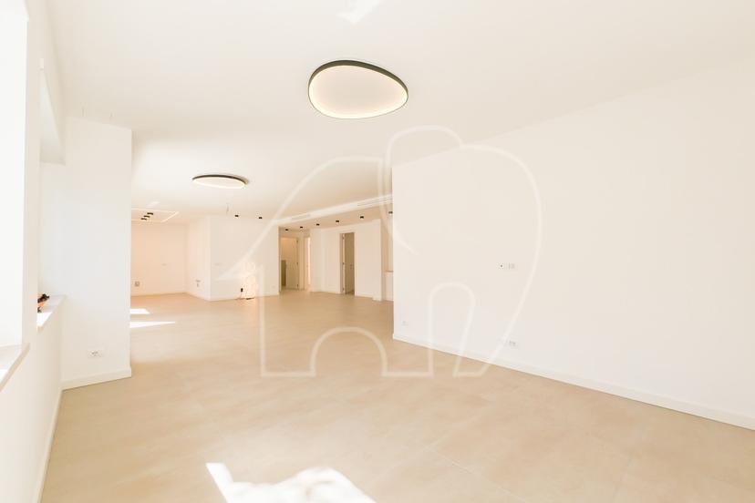 Quadrilocale in Karl-Wolf-StraßE - Via Karl Wolf, Merano — foto 3 di 5
