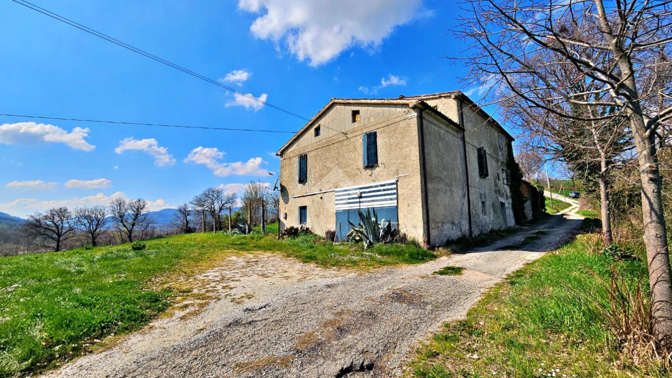 Casa indipendente in Strada Provinciale, Sassofeltrio