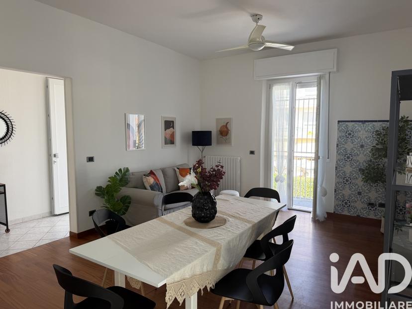 Appartamento in Viale Italia, Cervia